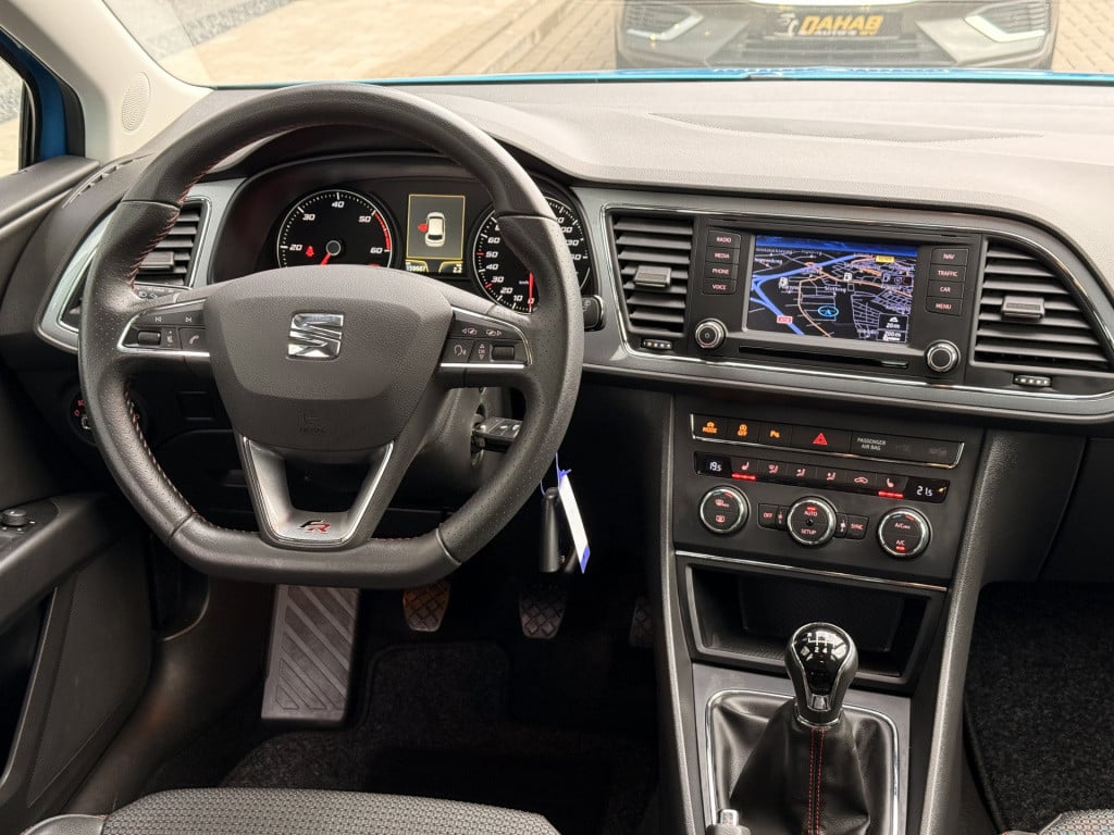 Seat Leon 2.0 tdi fr | led | navi | cruise | dab | stoelverwarming | blueto