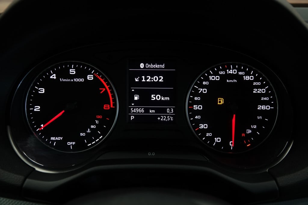 Audi Q2 30 tfsi | stoelverw. | leder | pdc |
