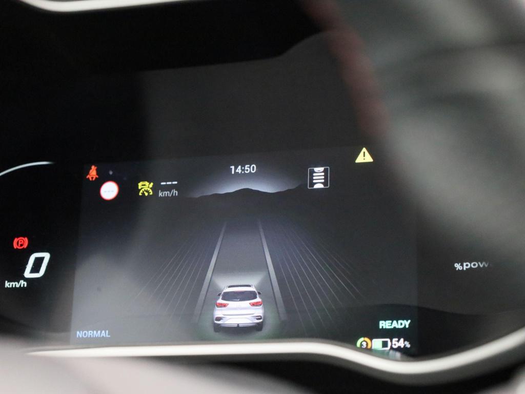 MG Zs Ev long range luxury 70 kwh | navi | leder | panoramadak | led koplam