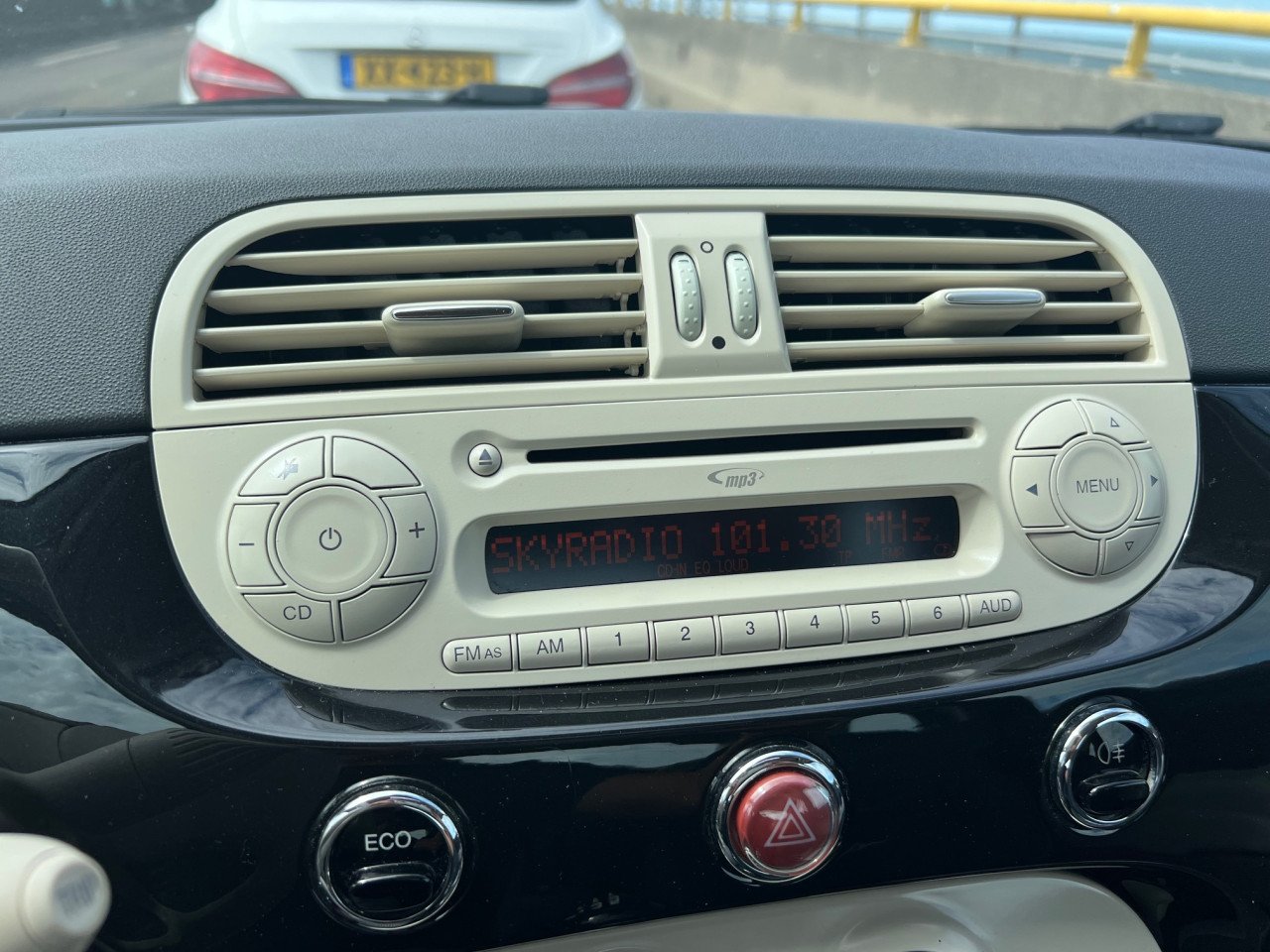 Topstaat; Fiat 500 Cabrio uit 2015 met slechts 78.000 km
