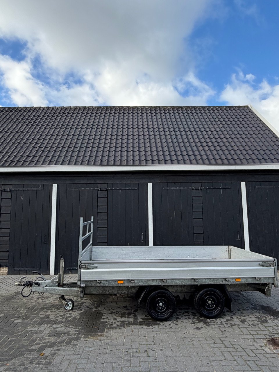 Nette Hapert Cobalt 335 x 180 - 3500 KG - composiet vloer