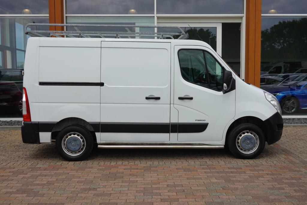 Renault Master t28 2.3 dci l1h1