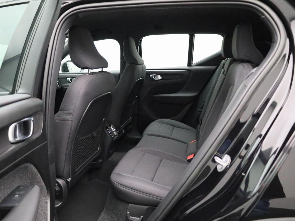 Volvo XC40 recharge core | automaat | apple carplay / android auto | virtua