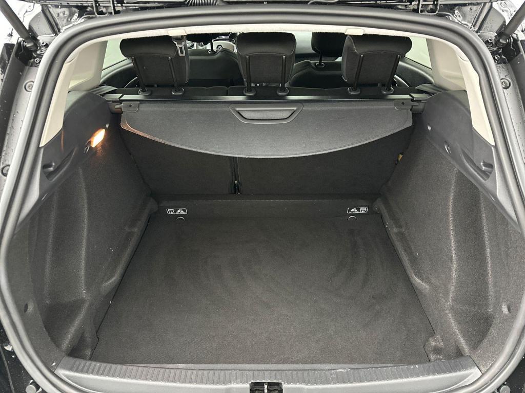 Renault Clio estate 0.9 tce limited