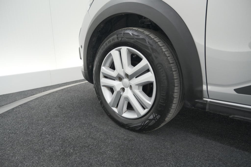 Dacia Sandero Stepway tce 90 expression | camera | dodehoekdetectie | navig