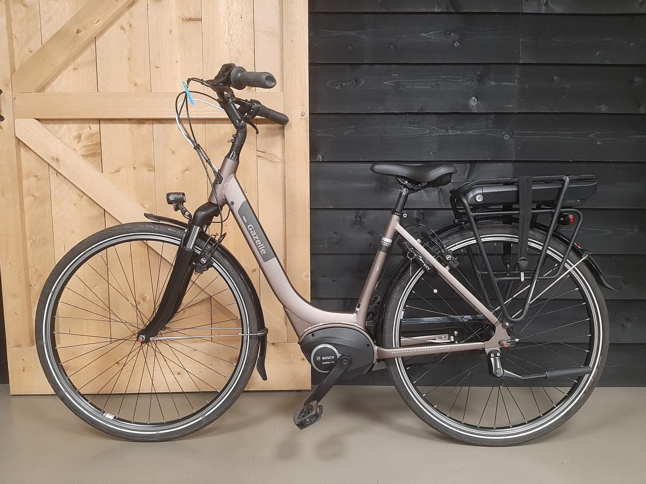 Nette Gazelle Paris C7 HMB met 400Wh accu
