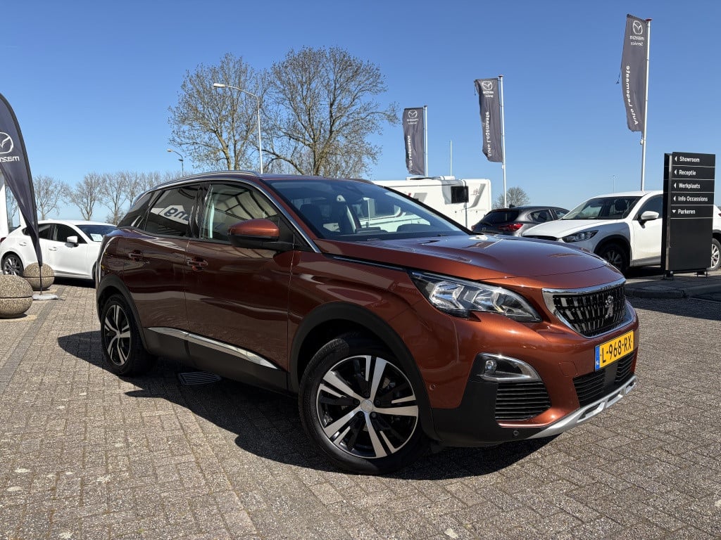 Peugeot 3008 1.2 puret agc allure