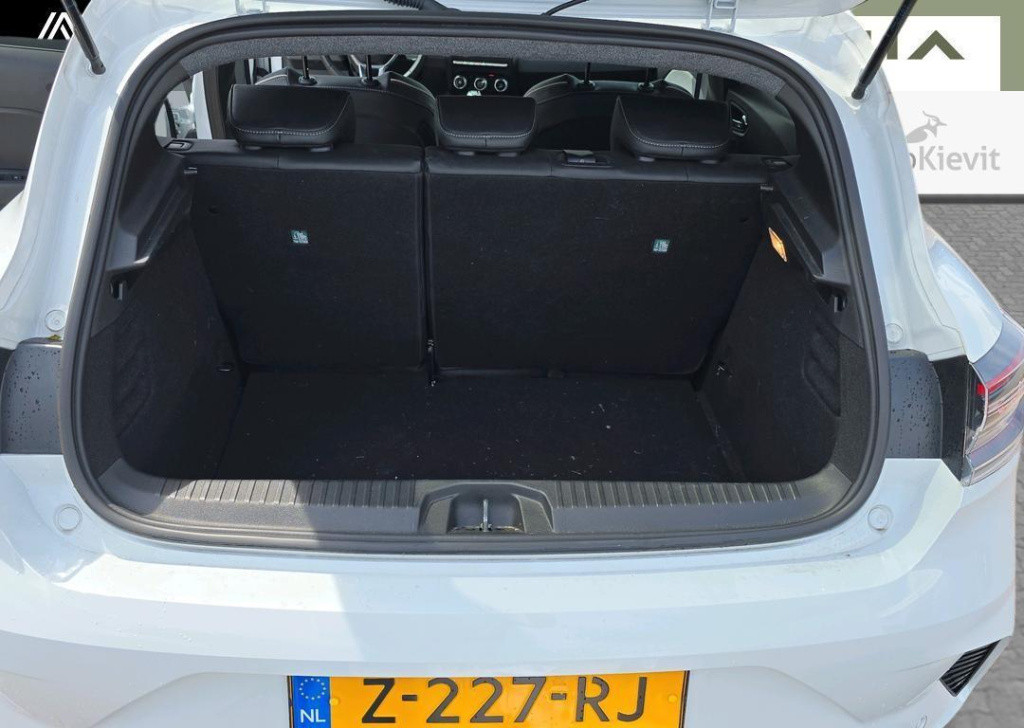 Renault Clio 1.0 tce 90 gpf techno - demo / pack look 17"