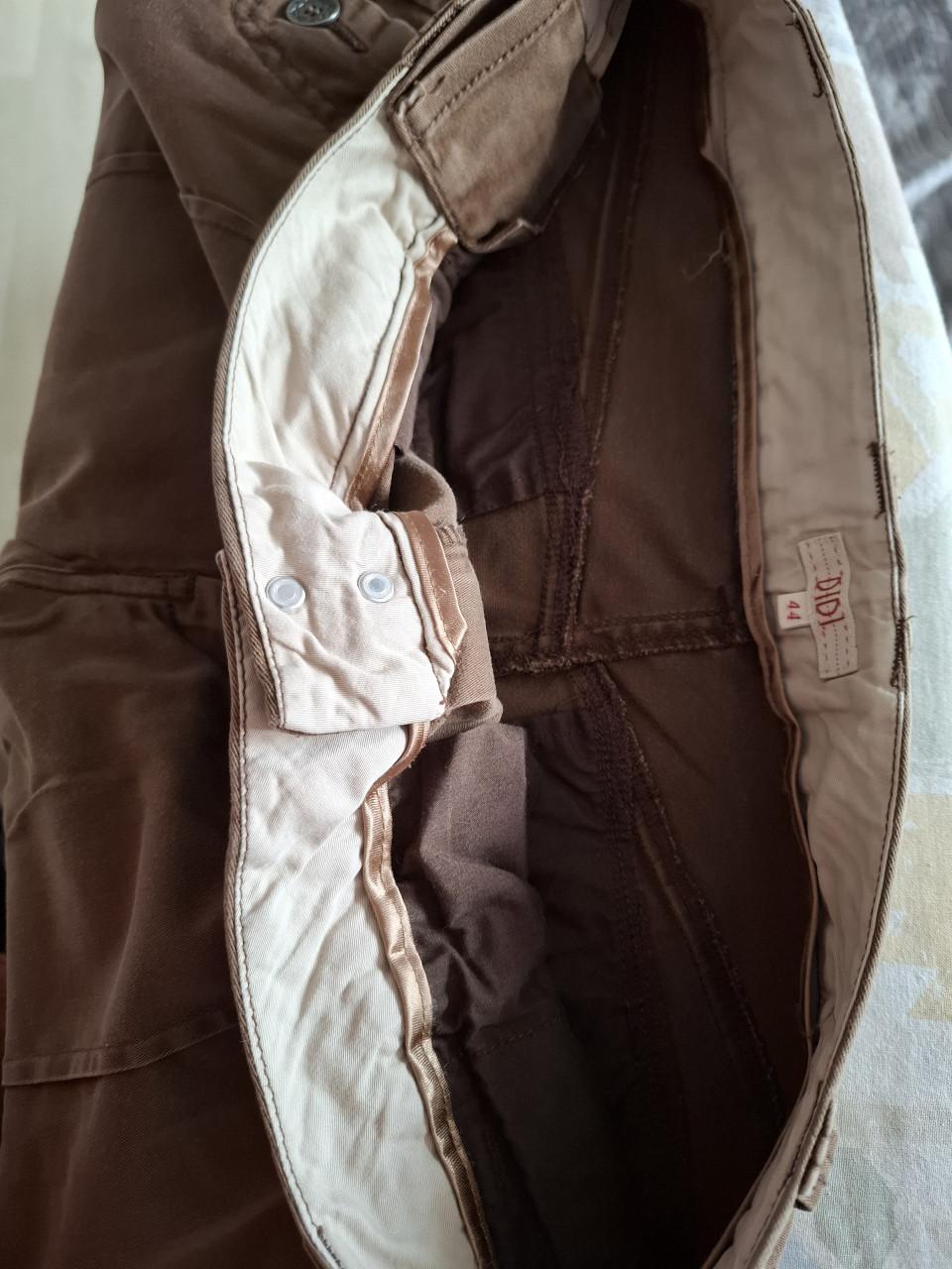 Didi broek met leuke details. Bruin. Maat 44. Gedragen.