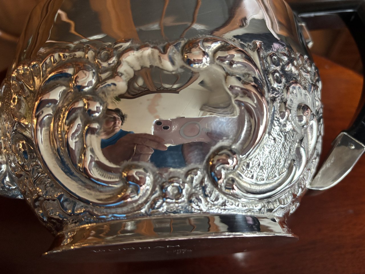 “DE MONTFORT”  VERZILVERD KOFFIE/THEE SERVIES