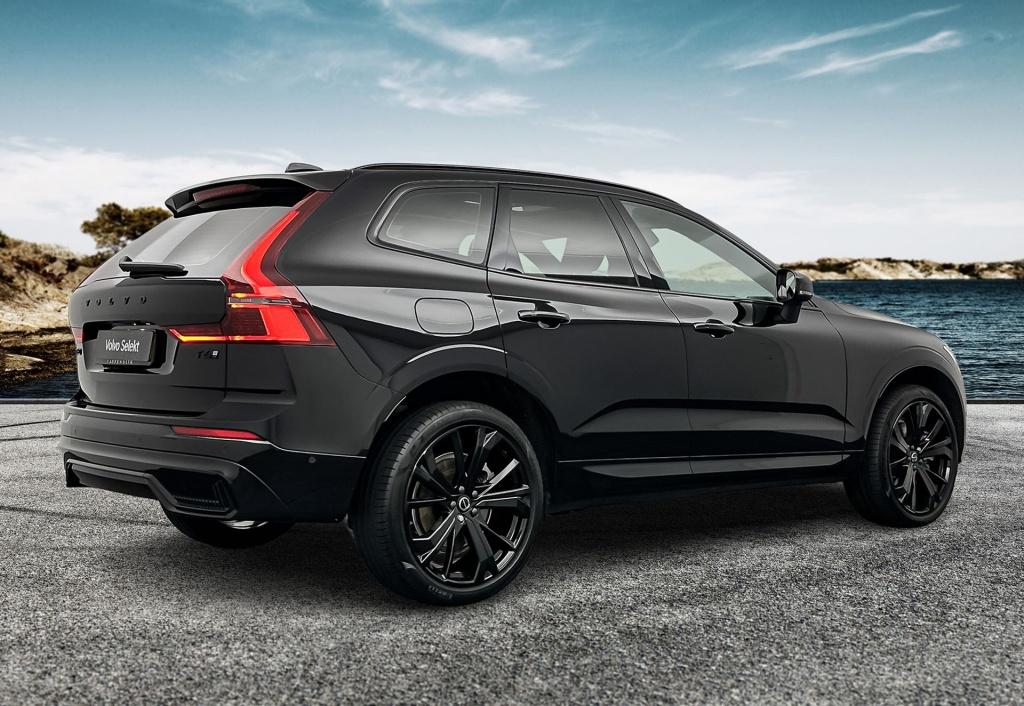 Volvo XC60 t6 398pk recharge ultra black edition | b&w | luchtvering | full