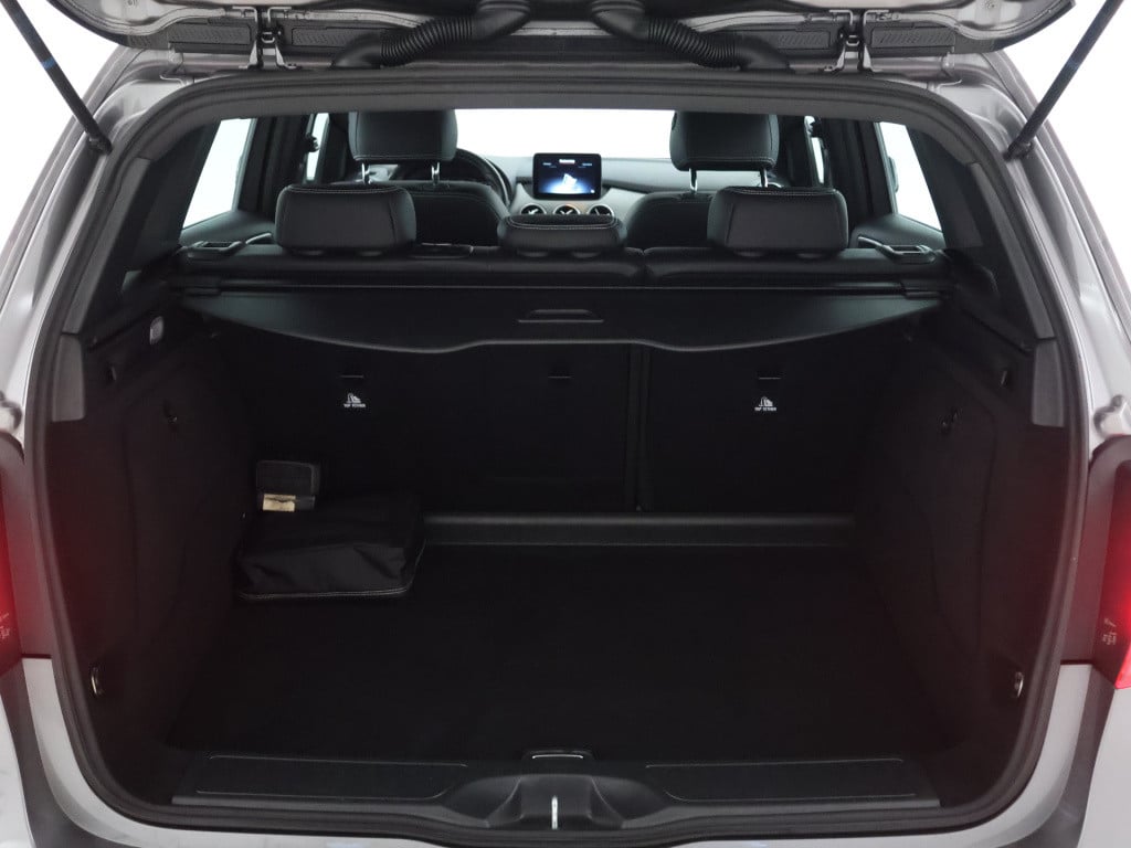 Mercedes-Benz B-Klasse 180 ambition | trekhaak | parkeersensoren | inclusie