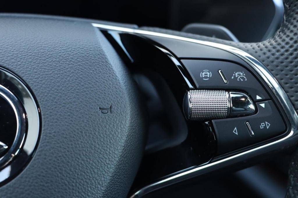 Skoda Octavia combi 1.4 tsi iv phev sportline business 204pk dsg6 | soh 95,