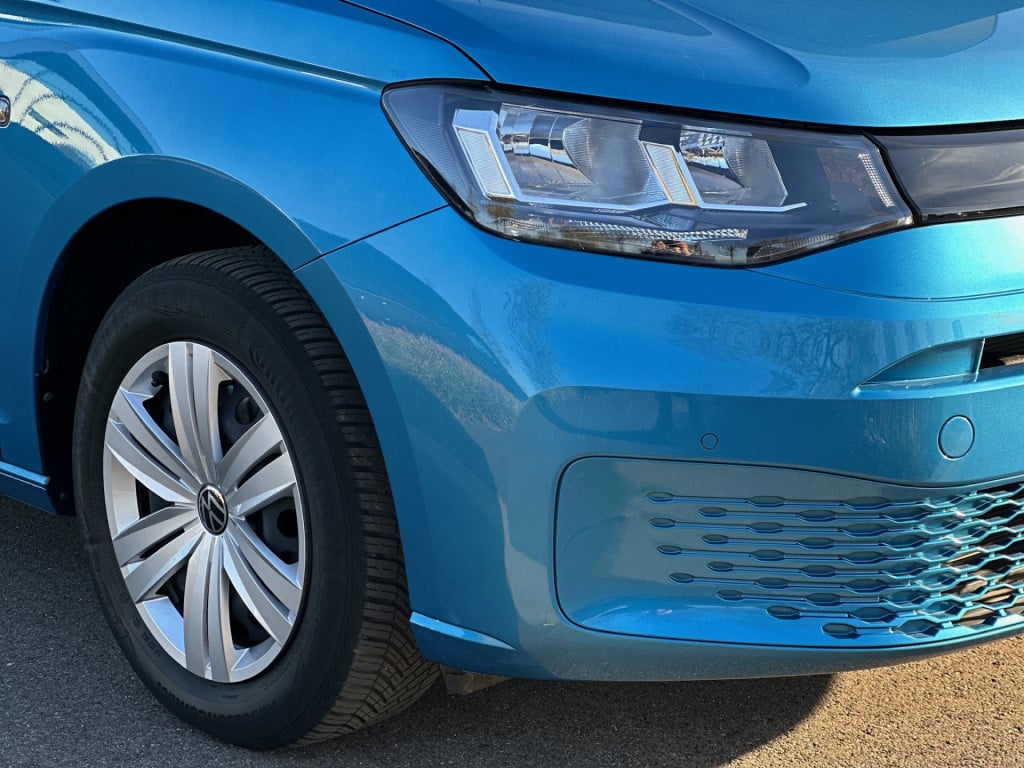 Volkswagen Caddy 1.5 tsi 5-persoons | navigatie | trekhaak | cruise | rijkl