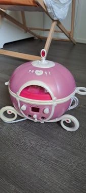 Roze radio voor kinderen