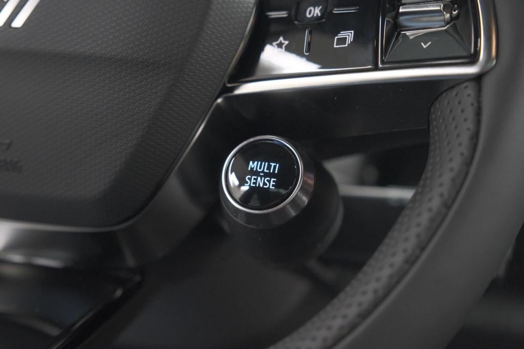 Renault Espace e-tech full hybrid 200 techno 7p. | camera | adaptieve cruis