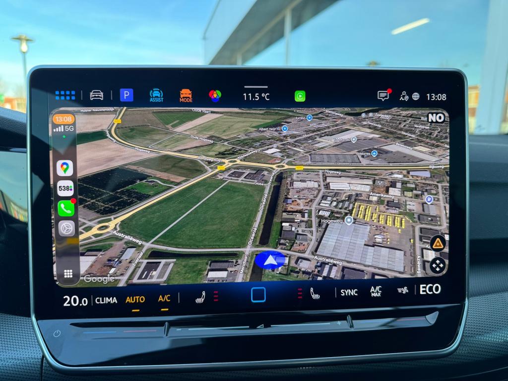 Volkswagen Golf 1.5 ehybrid 50 edition automaat , elektrische voorstoelen, 