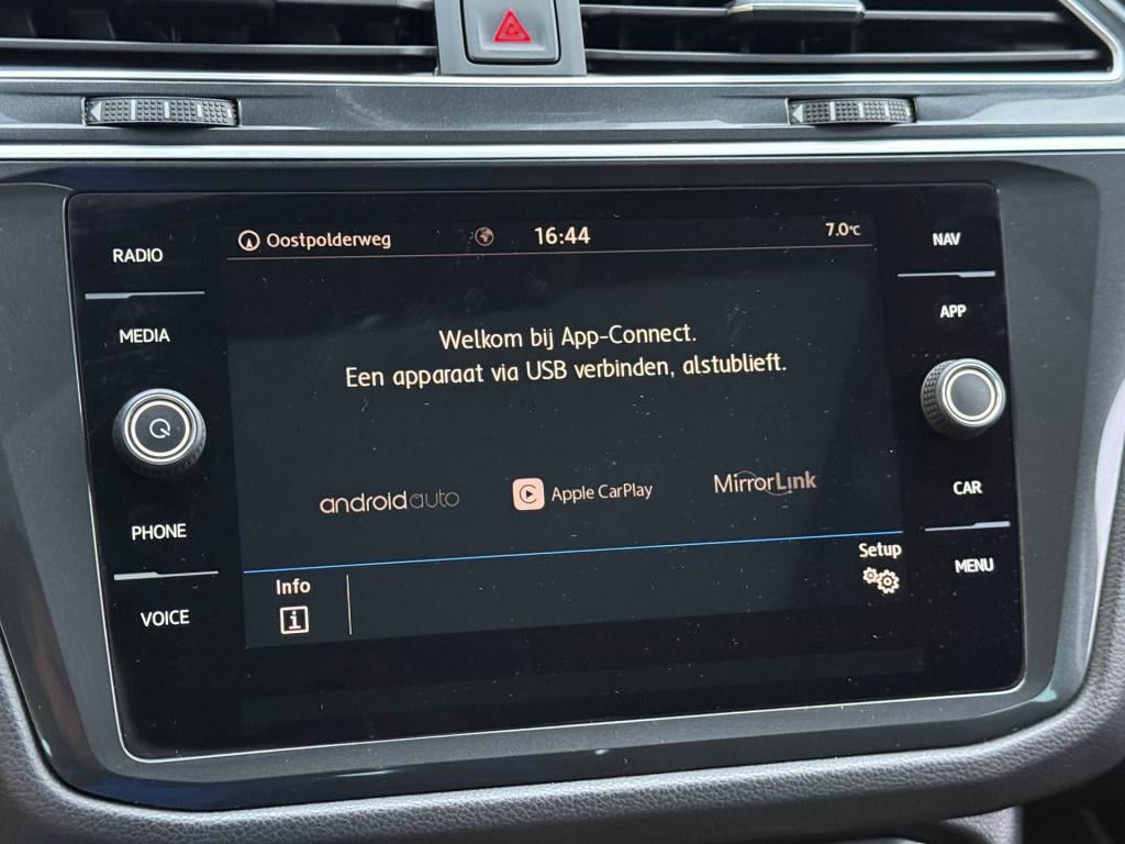 Volkswagen Tiguan 1.4 tsi act comfortline sound dsg