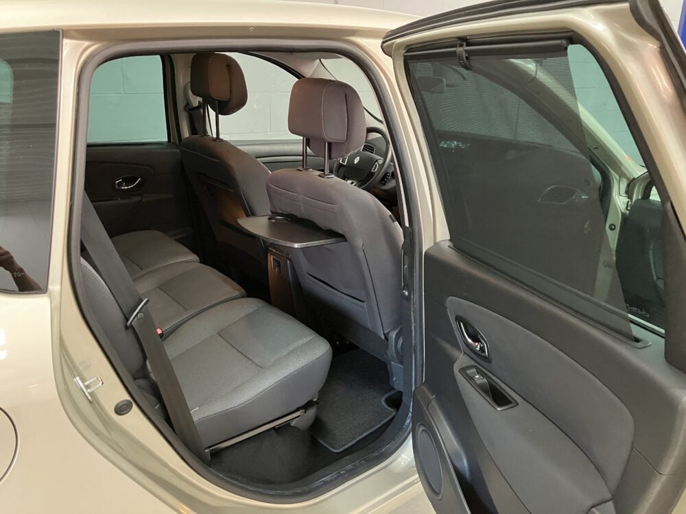Renault Scenic 1.6 Parisienne