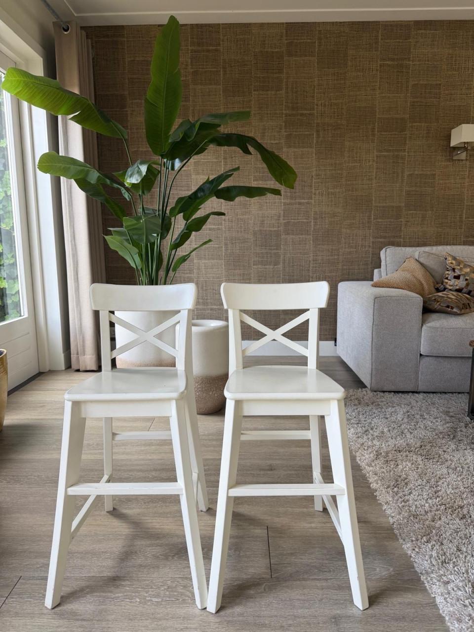 2x IKEA kinderstoel / juniorstoel