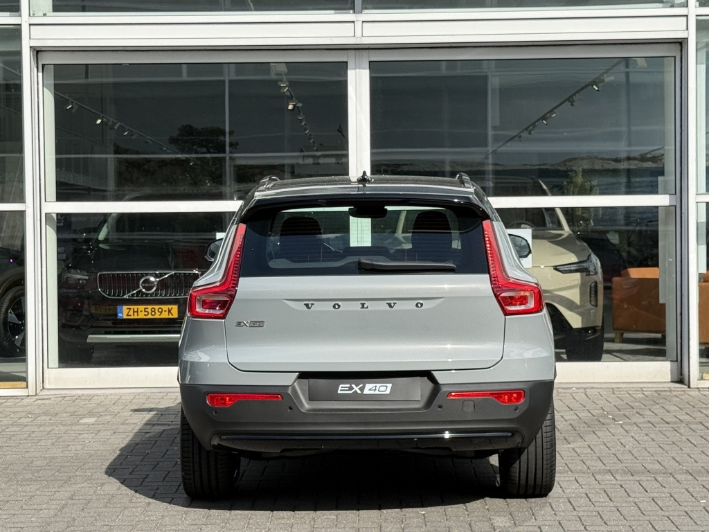 Volvo Ex40 extended range plus dark