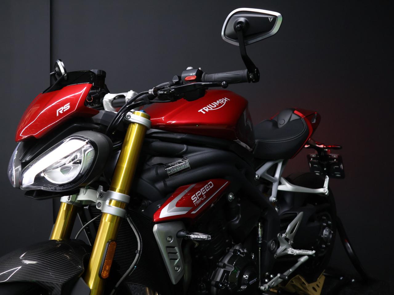 SPEED TRIPLE RS | Carnival Red