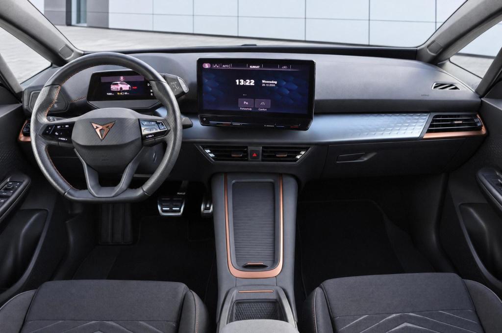 Cupra Born adrenaline 62 kwh 204pk | soh 94,8%