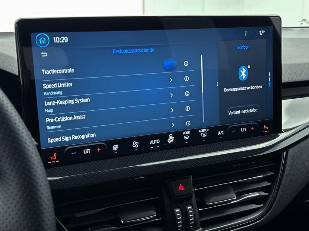 Ford Focus wagon 1.0 ecoboost hybrid st-line | automaat | climate control |