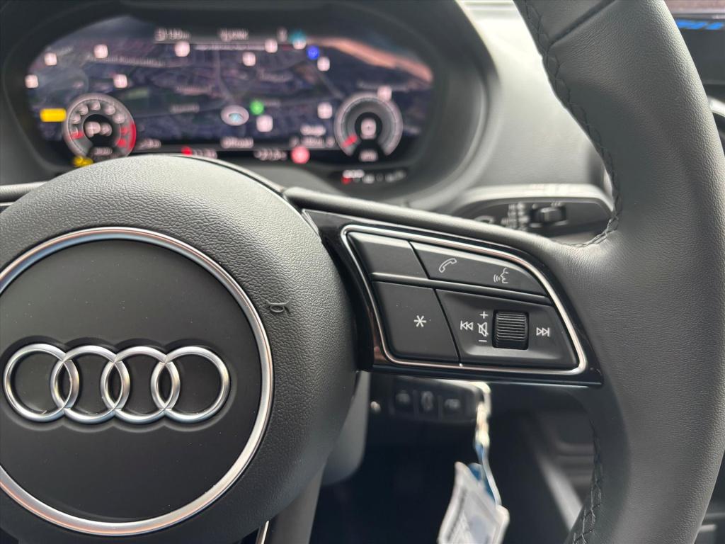 Audi Q2 35 tfsi 150pk s tronic s- edition| navigatie|leder|camera|elek klep
