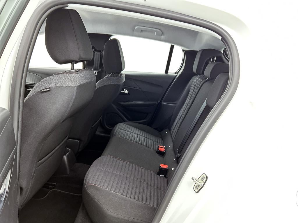 Peugeot 208 82 pk active pack | rijklaar | apple carplay | lichtmetalen vel