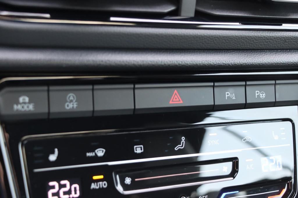 Volkswagen T-roc cabrio 1.5 tsi r-line 150pk dsg7 iq.light | stoel- en stuu