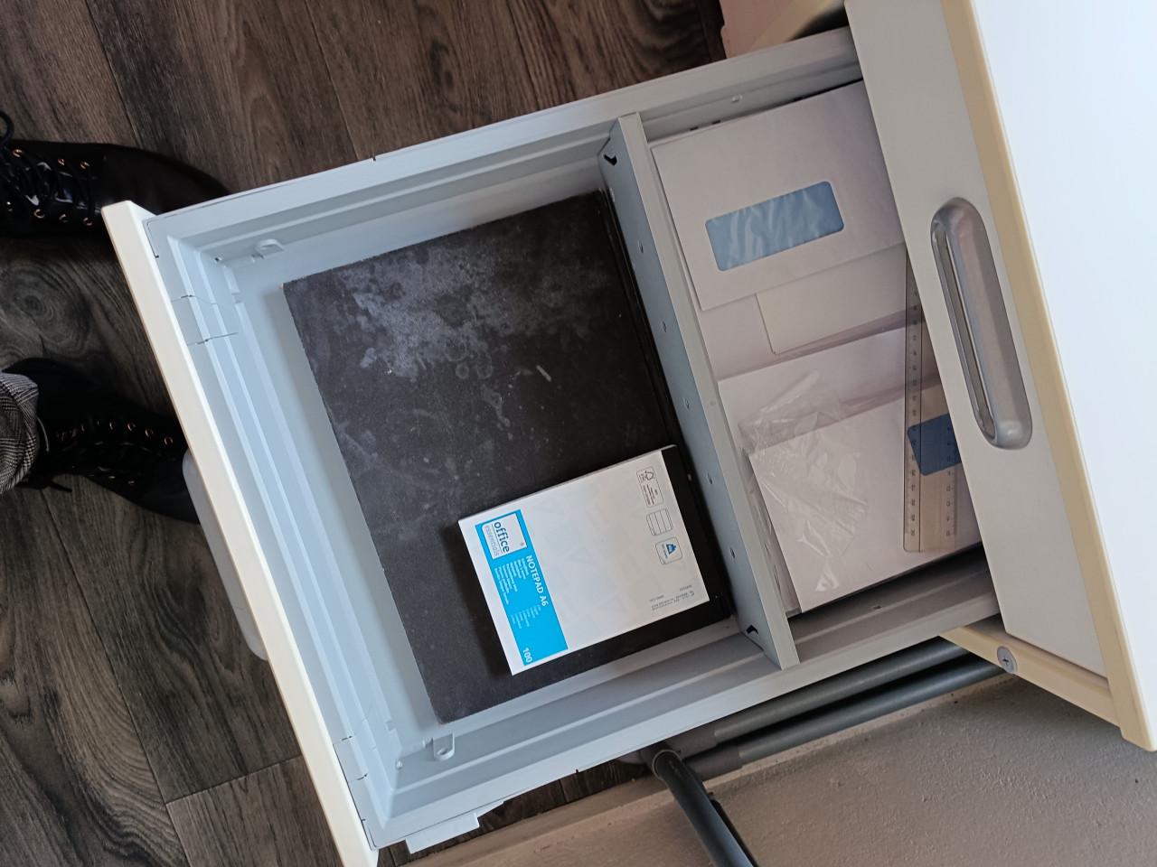 Stevig net laden blok op wielen