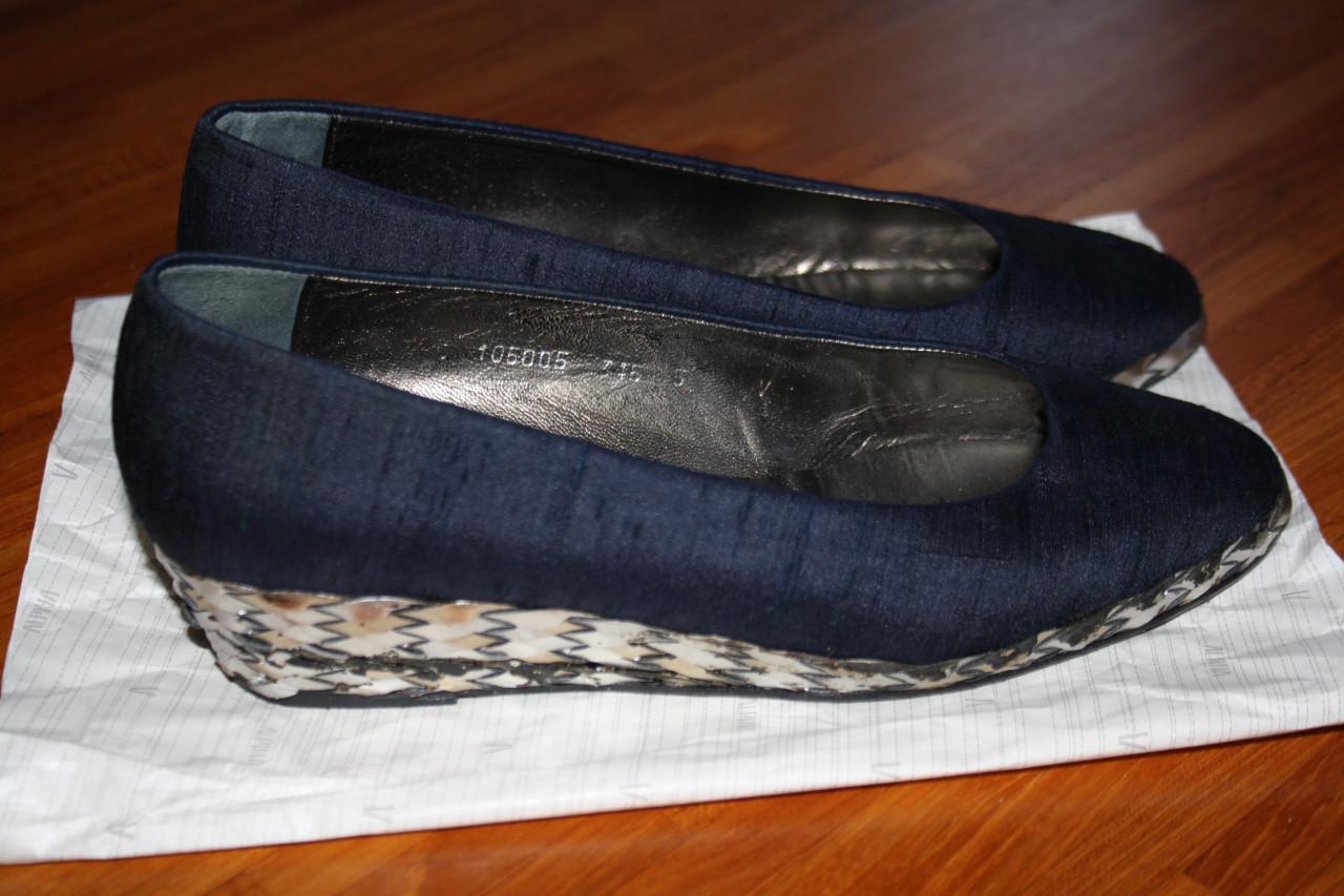 Te koop sleehak schoenen