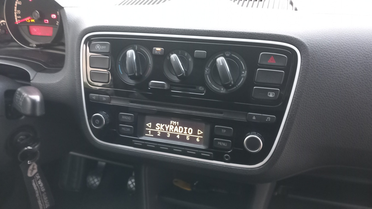 Volkswagen  Up 1.0 take-up Blue-Motion 5deurs bj:2013 airco apk 2026