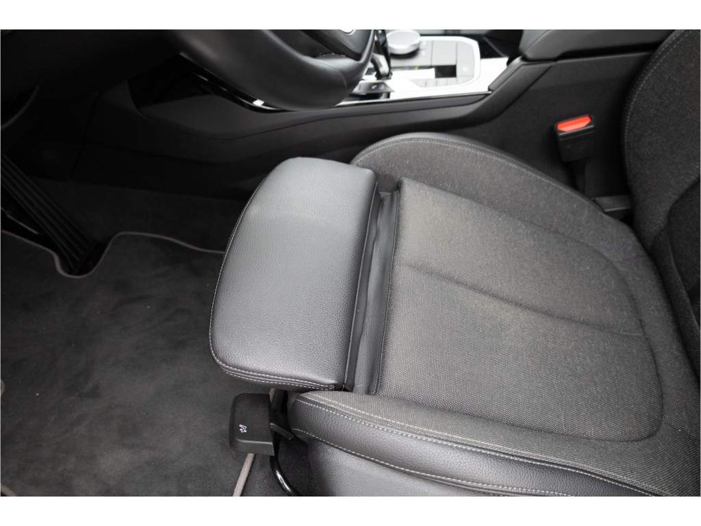 BMW 1 Serie 118i sport line business edition ✅shadowline✅nav✅getint glas