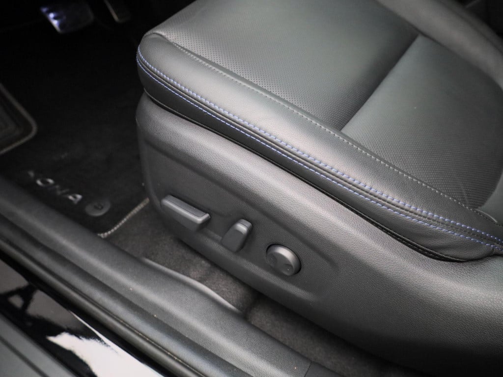 Hyundai Kona ev premium 64 kwh