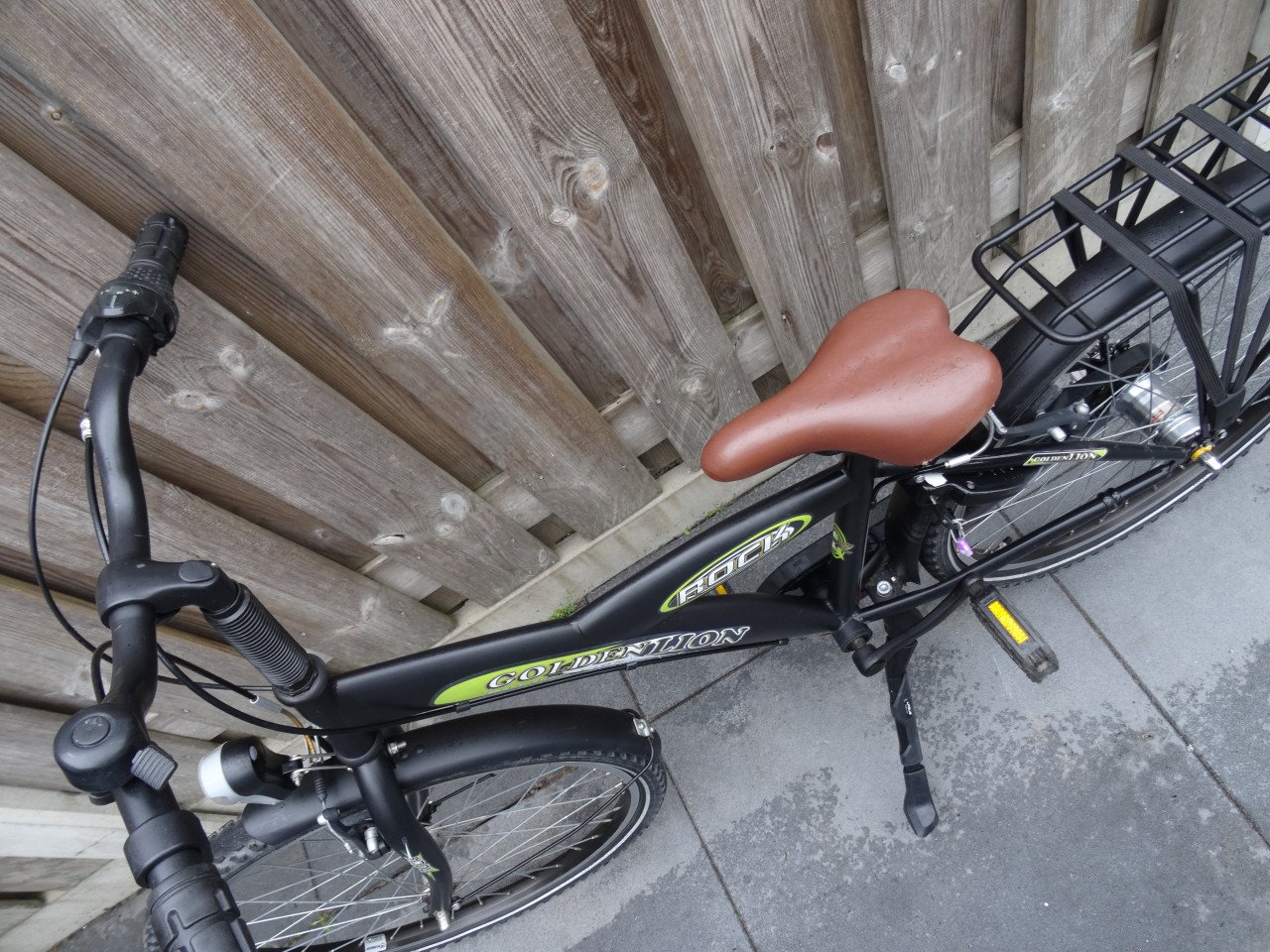Golden Lion Rock 24 inch jongensfiets 3 versnellingen
