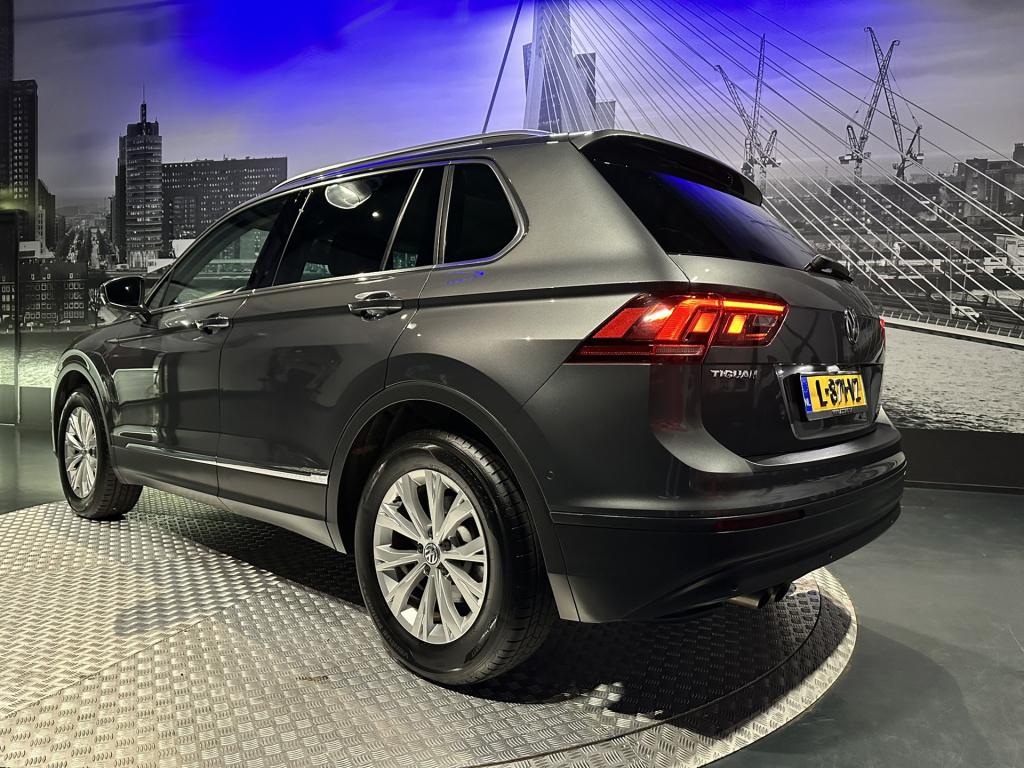 Volkswagen Tiguan 1.5 tsi act comfortline business *led*appconnect*camera*t