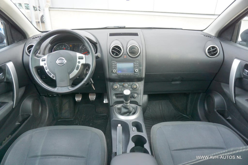 Nissan Qashqai 2.0 connect edition, lpg!!