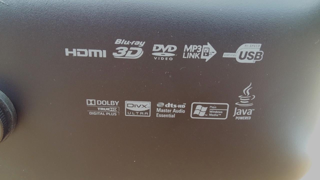 Philips HTS7140 Soundbar - Lees tekst