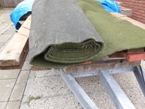 2 rollen kunstgras 1.80 bij tussen en 4 meter 2x