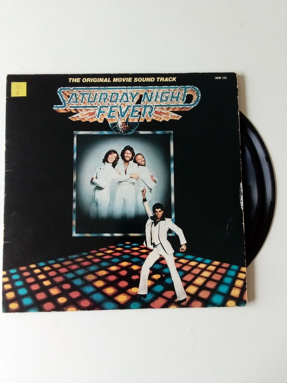 Set van 4 LP's o.a Saturday Night Fever, Physical Olivia Newton John