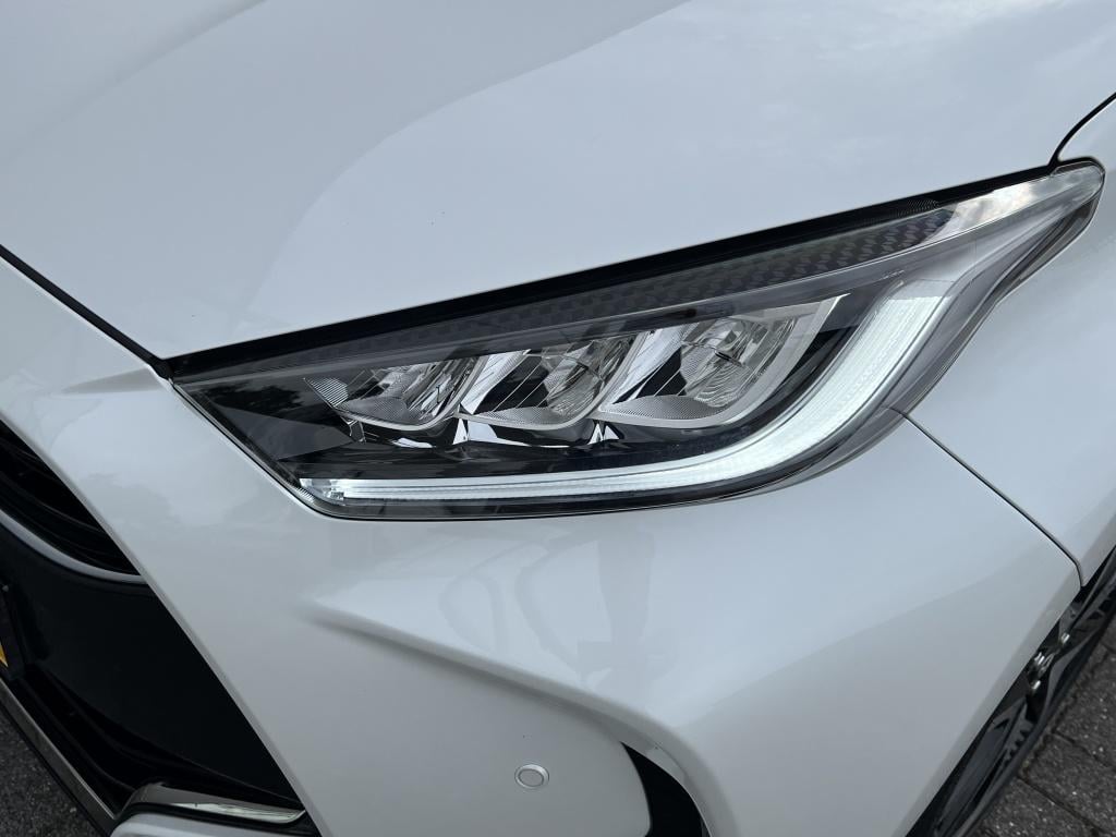 Toyota Yaris 1.5 hyb. executive | nl auto | dealerondehouden | hud | jbl au