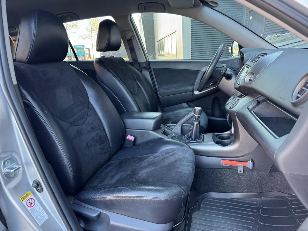 Toyota Rav4 2.0 vvti x-style 2wd incl. trekhaak!