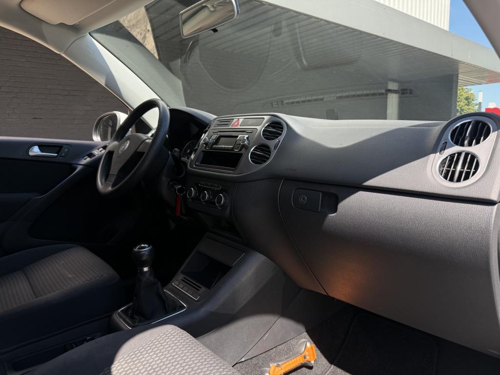 Volkswagen Tiguan 1.4 tsi easyline