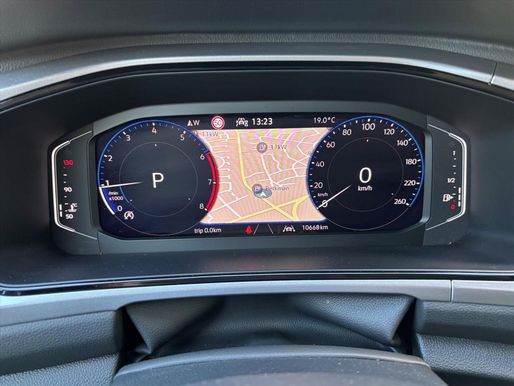 Volkswagen T-roc 1.5 tsi 150pk 7-dsg life edition| navi|carplay|autom inpar