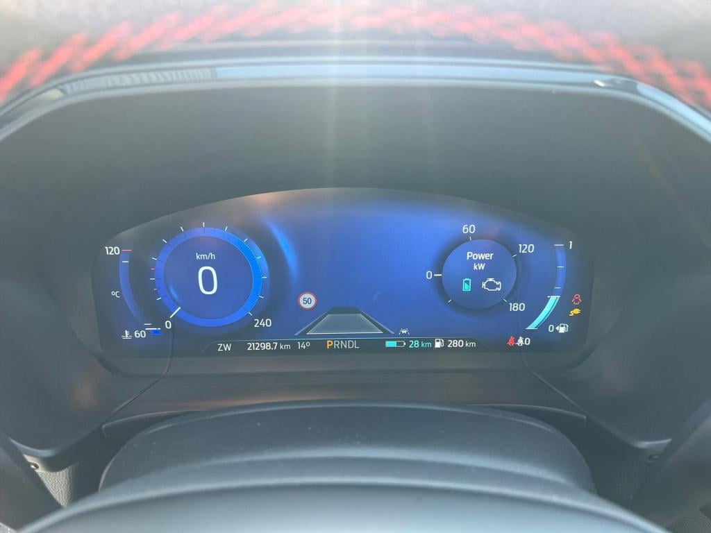 Ford Kuga 2.5 phev e-cvt 225pk st-line x , trekhaak , winterpack , adaptive