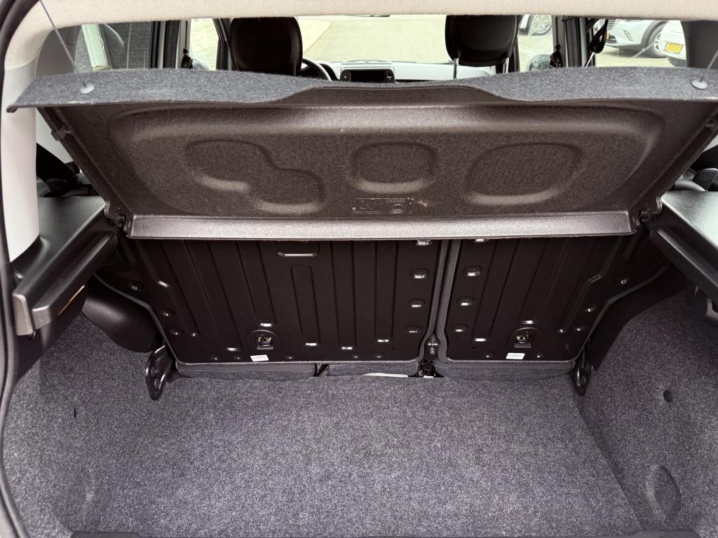 Fiat Panda 1.0 hybrid city life - carplay - android auto -