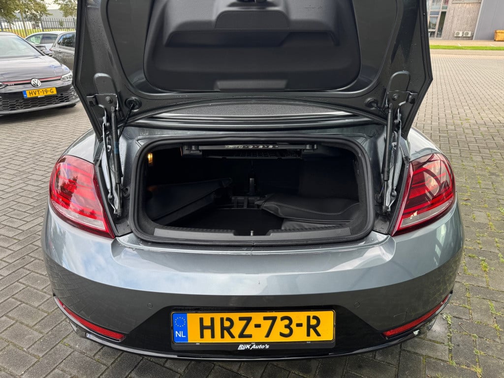 Volkswagen New Beetle cabriolet 1.4 tsi r-line * camera * led * 20 inch