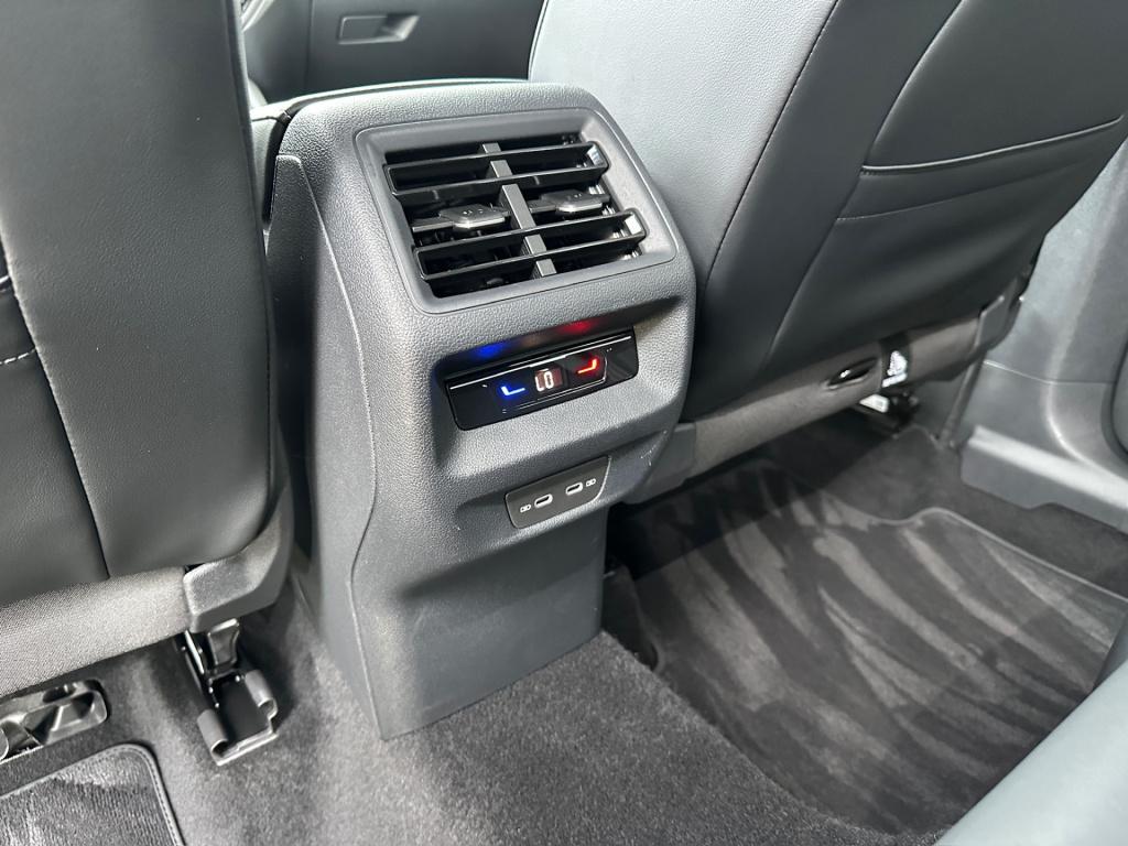 Volkswagen Tiguan 1.5 etsi 150pk dsg goal | trekhaak | 360 camera | iq ligh